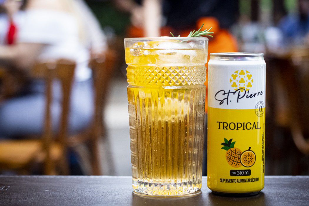 TROPICAL GIN